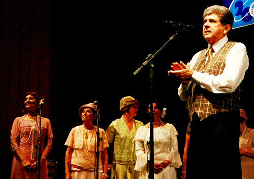 O convidado especial será o padre Nelson, trazendo sua bela voz ao tradicional projeto musical (Foto: Divulgação)