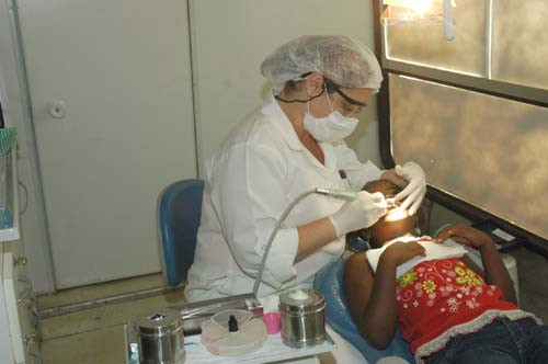Atendimento odontológico está a disposição das crianças (Foto: Check)