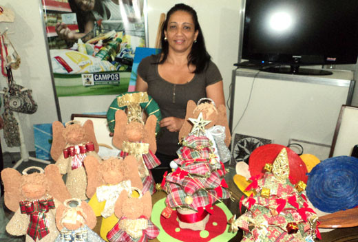 Através de exposição de seus produtos no II Festival de Economia da Solidária, Deise Helena teve um aumento de 30% nas vendas (Foto: Divulgação)