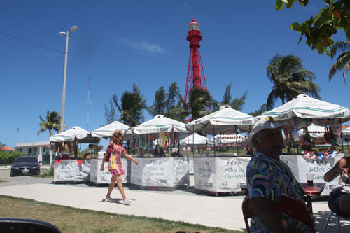 Empresários e comerciantes estão otimistas para o verão 2012 em Farol de São Tomé (Foto: Antônio Leudo)