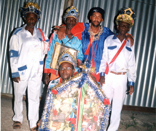 A Folia de Reis vai abrir a programação da Tenda Cultural nesta sexta-feira (06), a partir das 19h, no Farol de São Tomé (Foto: Divulgação)