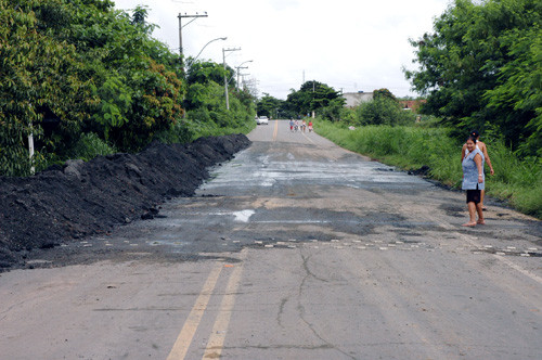 Trecho da BR-356 liberado no Parque Aldeia (Foto: Check)