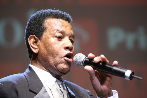 A programação começa às 21h, com o Projeto Aquele Abraço com o cantor Jair Rodrigues (Foto: Divulgação)