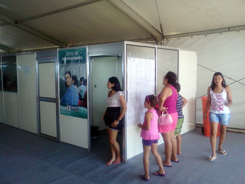 Um posto avançado do Balcão de Emprego, da Secretaria Municipal de Trabalho e Renda, foi montado e já começou a funcionar no espaço da Tenda Cultural do Farol de São Tomé (Foto: Divulgação)