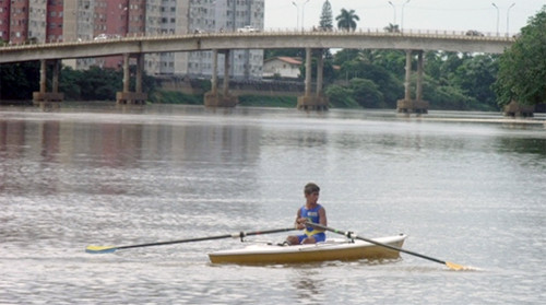 A primeira edição da Regata Peti em Farol acontece no Lagamar (Foto: Divulgação)