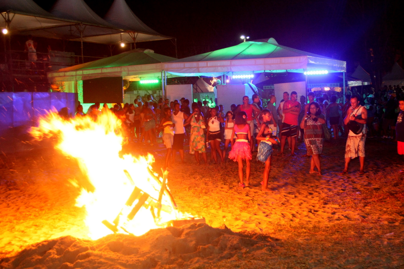 O luau começa às 20h. Antes, das 9h às 14h, a secretaria promove atividades lúdicas, teatro, música e muita diversão para a criançada do Xexé, com o Caminhão Viajando nas Artes. (Foto: Carlos Grevi)