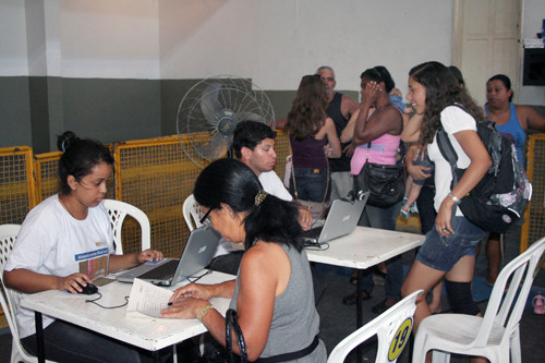 Termina nesta sexta-feira (10), o prazo para a troca do cartão Campos Cidadão provisório pelo definitivo (Foto: Antônio Leudo)