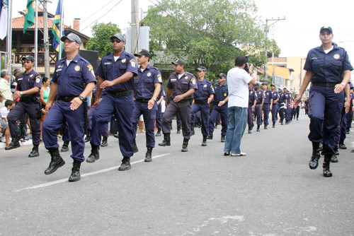 A Guarda Civil Municipal (GCM), além de estar atuando durante todos os eventos de inauguração do Centro de Eventos Populares Osório Peixoto (Cepop), também vai participar do desfile cívico no dia 28 de março, dia do aniversário da cidade (Foto: Gerson Gomes)