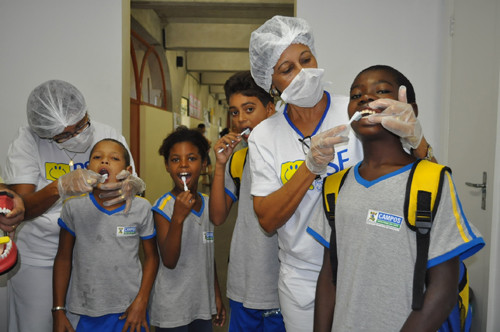 O Estação PSE, que é um projeto do Programa Saúde na Escola, realizou 15.422 consultas odontológicas no ano passado (Foto: Esquef)