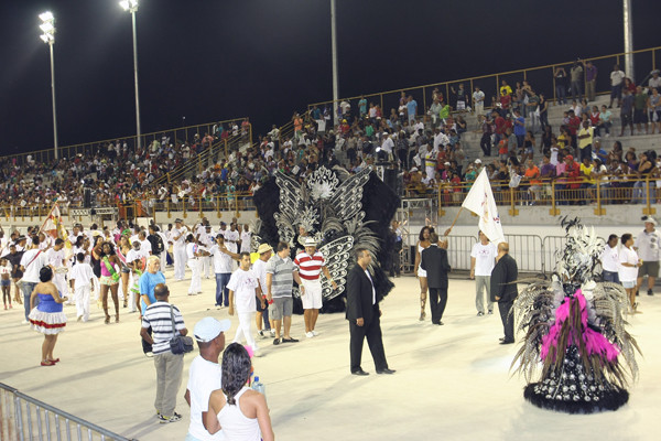 Este ano, o Campos Folia homenageia o centenário da Sociedade Carnavalesca Clube Tenentes de Plutão (Foto: Antônio Leudo)