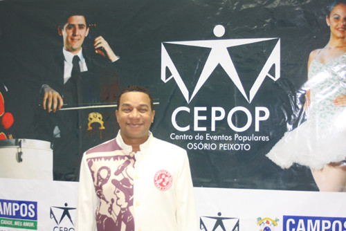 Tanto o diretor de Carnaval e Harmonia da Escola de Samba Grande Rio, Tavinho Novello, como o diretor artístico da Cidade do Samba, no Rio, Milton Cunha, afirmaram que a estrutura do Cepop os impressionou (Foto: Antonio Leudo)