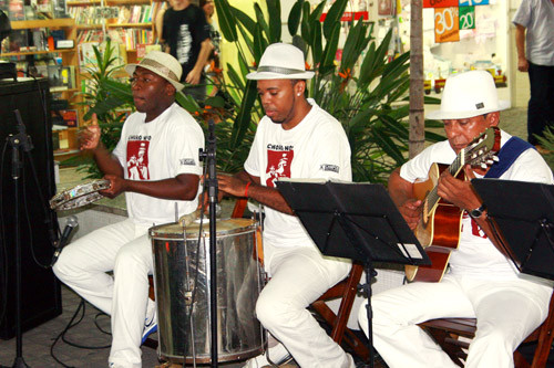 O ritmo bom do chorinho vai trazer uma trilha sonora diferente para a Rodoviária Roberto Silveira no final da tarde desta sexta-feira (Foto: Divulgação)