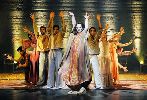 Começou na tarde desta terça-feira (22), a venda dos ingressos para o musical Beatles num Céu de Diamantes, que será apresentado no Teatro Trianon, no próximo sábado (26), às 21h, e no domingo (27), às 20h (Foto: Divulgação)