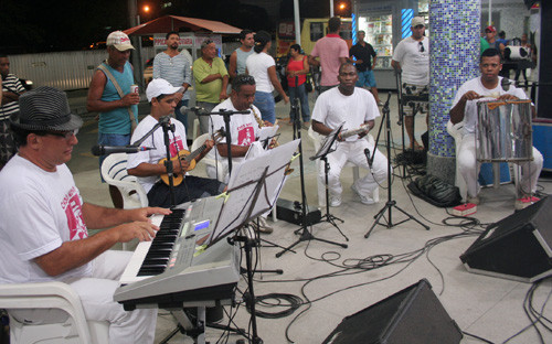 O som de qualidade do Grupo Choro Novo será apresentado nesta sexta-feira (22), às 19h, na Festa do Fundão (Foto: Antonio Leudo)