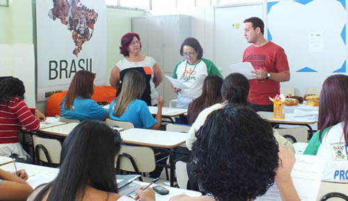 A capacitação visa contribuir para a qualificação dos profissionais do Projovem Adolescente (Foto: David Jones)