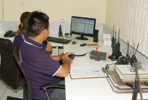 Mais um grupo de agentes da Guarda Civil Municipal (GCM), que atuam na Sala de Operações (SOP) da Central de Monitoramento de Campos, concluiu esta semana o curso de Radiotelefonista promovido pela Agência Nacional de Telecomunicações (Anatel) (Foto: Check)