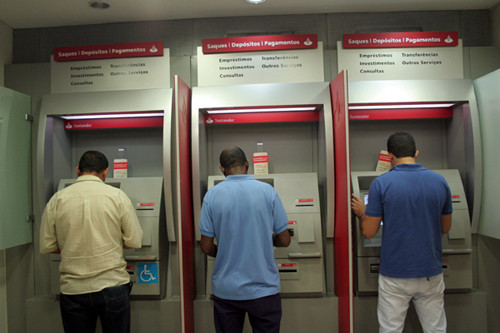 O pagamento será na quinta, sexta e segunda-feira (Foto: Antônio Leudo)