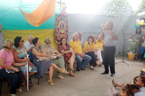 A Escola Municipal Lions I, situada no Parque Santa Rosa, encerrou na manhã desta sexta-feira (30), a primeira etapa do projeto Às sextas, Cestas Culturais. (Foto: Divulgação)