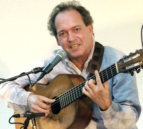 O cantor e compositor Rogério Bicudo se apresenta hoje (sexta-feira, 14), às 19h, no Teatro de Bolso Procópio Ferreira (Foto: Divulgação)