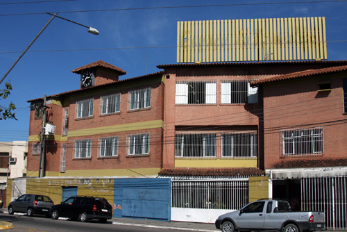 Agora, secretaria e balcão estão juntos na avenida 28 de Março, esquina com avenida Nilo Peçanha (Foto: Antônio Leudo)