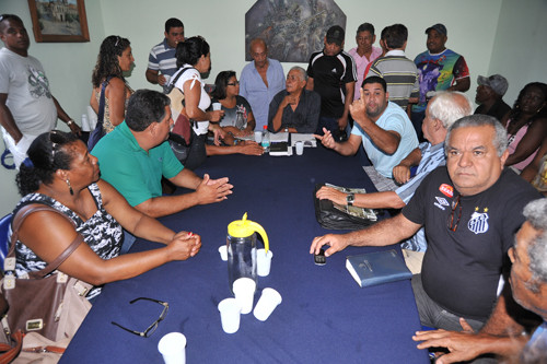 Orávio de Campos iniciou a reunião falando sobre o regulamento do Campos Folia. Este ano, a grande novidade é que a comissão julgadora será por conta das agremiações (Foto: Divulgação)