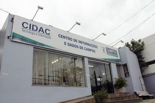 Aconteceu nesta segunda-feira (04), no Centro de Informação e Dados de Campos (Cidac), a primeira reunião técnica para a implantação da Biblioteca Digital (Foto: Antonio Leudo)