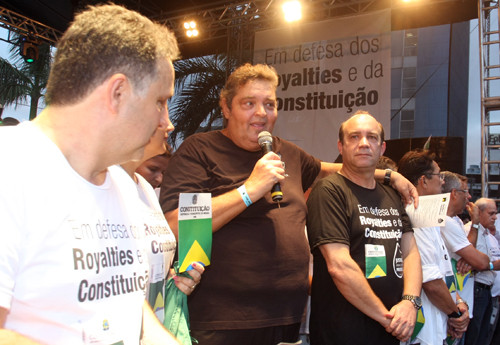 O cantor Dom Américo falou da importância da valorização da cultura com os recursos dos royalties (Foto: Roberto Jóia)
