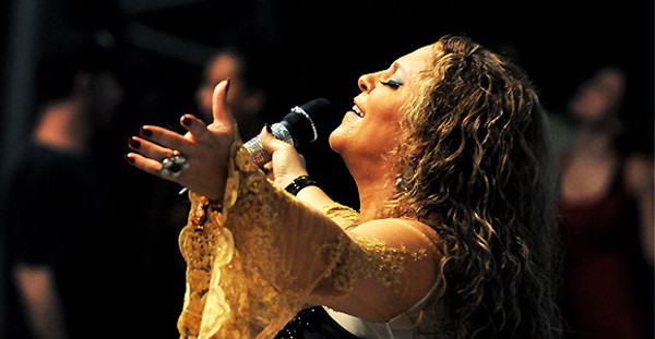 Celina Borges celebra a conquista do oitavo trabalho musical, o CD ?Tudo Posso? (Foto: Divulgação)