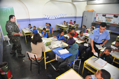 O Grupamento de Ronda Escolar (GRE) da Guarda Civil Municipal (GCM) continua realizando patrulhamento em 142 escolas municipais e estaduais (Foto: Rogério Azevedo)