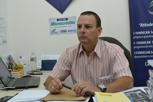 O presidente do Fundecam, Otávio Amaral, recebe na secretaria representantes de vários locais do país para explicar modelo de implantação do Fundecam Solidário (Foto: Divulgação)