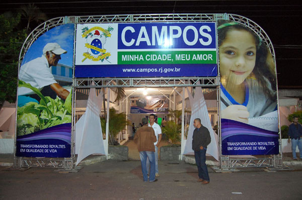 A prefeitura marcou presença na exposição agropecuária e industrial de Campos (Foto: Gerson Gomes)
