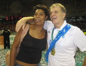 Márcia Fú com técnico da Seleção Brasileira de Vôlei, Bernadinho (Foto: Divulgação)