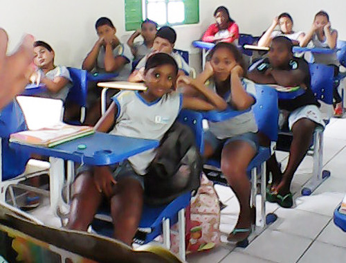 Mais uma escola foi contemplada com Tatão, o esquartejador, livro do escritor  campista José Cândido de Carvalho (Foto: Secom)