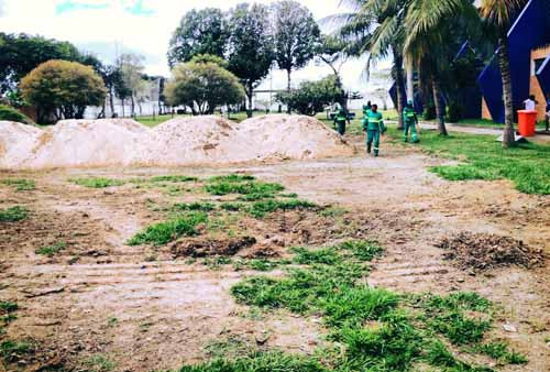 Está sendo concluída a obra de construção da quadra de areia na sede da Fundação Municipal de Esportes (FME) (Foto: Divulgação)