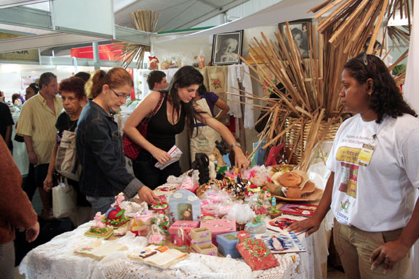 A 1ª Feira Regional do Artesanato recebeu mais de 25 mil pessoas, durante os três dias do evento (Foto: Antônio Leudo)