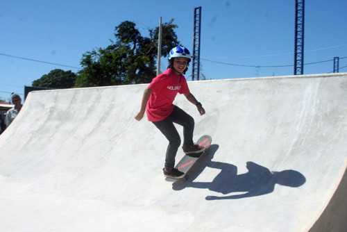 Nos próximos 15 dias, os skatistas que frequentam as pistas de skate da Praça de Nova Brasília, Praça da Republica, Praça de Donana e Praça de Goytacazes (Foto: Gerson Gomes)