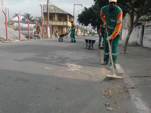 A Secretaria Municipal de Limpeza Pública,pressegue prossegue com os mutirões de limpeza nos bairros (Foto: Secom)