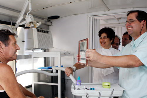 Departamento de Odontologia desenvolve esse trabalho em todo o município (Foto: Gerson Gomes)