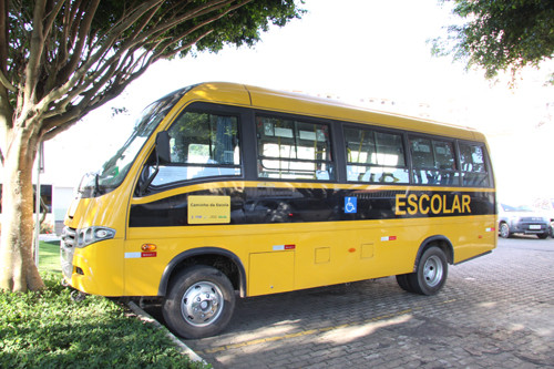 A prefeitura já recebeu nove dos 14 ônibus do programa Caminho da Escola, do Governo Federal (Foto: Rodolfo Lins)