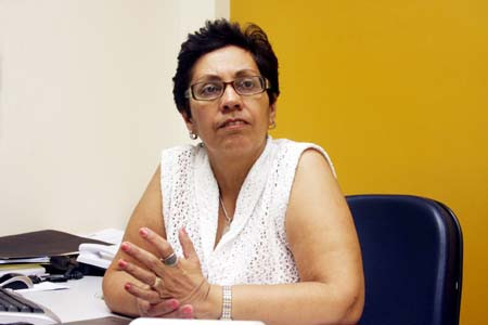 A secretária Joilza Rangel Abreu, está em Brasília, reivindicando material didático (Foto: Roberto Joia)