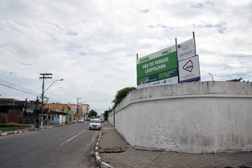 A UBS está sendo construída através da parceria entre a Prefeitura de Campos e o Governo Federal (Foto: Rodolfo Lins)