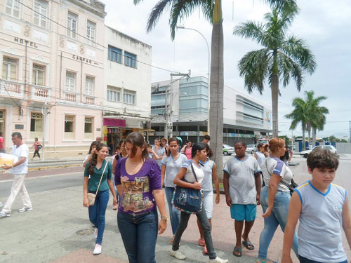 Os alunos da Escola Municipal Santa Maria, na região norte do município,  conheceram esta semana um pouco do turismo e da história de Campos, através do projeto City Tour, desenvolvido pela Secretaria de Desenvolvimento Econômico e Turismo (Foto: Divulgação)