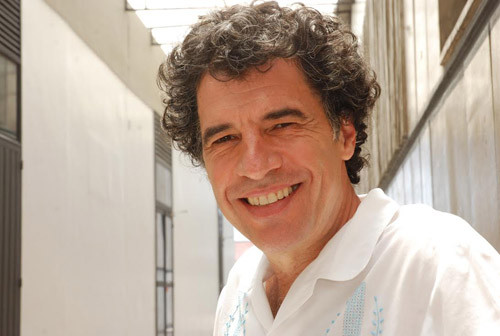 Paulo Betti vai se apresentar e dar aos artistas locais, a oportunidade de mostrar seus talentos (Foto: ~Divulgação)