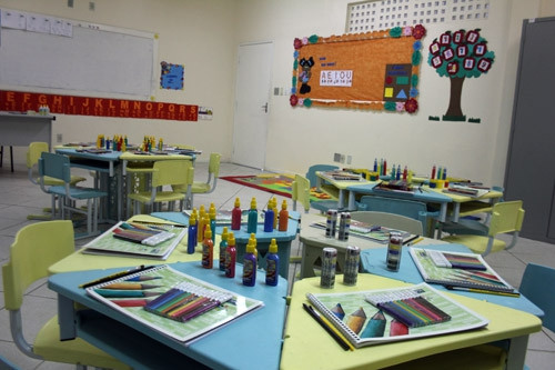 Além de repaginada, a escola ganhou novo mobiliário e material (Foto: Gerson Gomes)