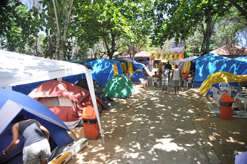 O camping do Farol costuma atrair grande número de pessoas (Foto: Secom)