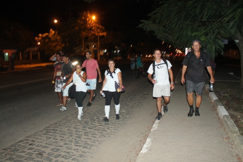 No ano passado, vários romeiros fizeram o percurso religioso (Foto: Secom)