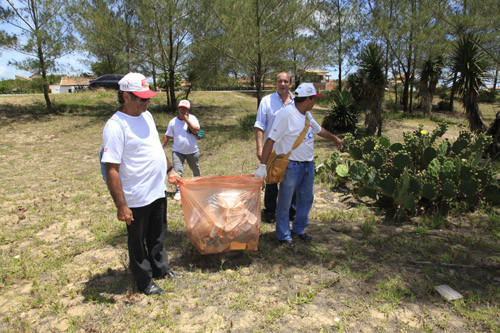 Semana passada, o secretário de Saúde, Doutor Chicão, deu início a um mutirão contra a dengue (Foto: Divulgação)