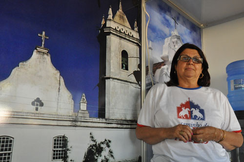 A diretora de Turismo, Ana Néri Alvarenga, informou que mais de mil pessoas visitaram o estande montado em Santo Amaro (Foto: Secom)