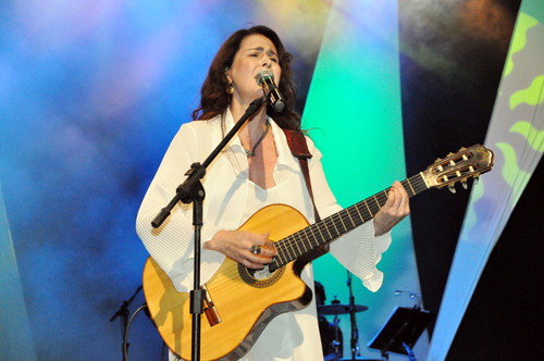 A cantora Joanna é a atração desta segunda-feira (20), na 304ª Festa de São Sebastião (Foto: Gerson Gomes)