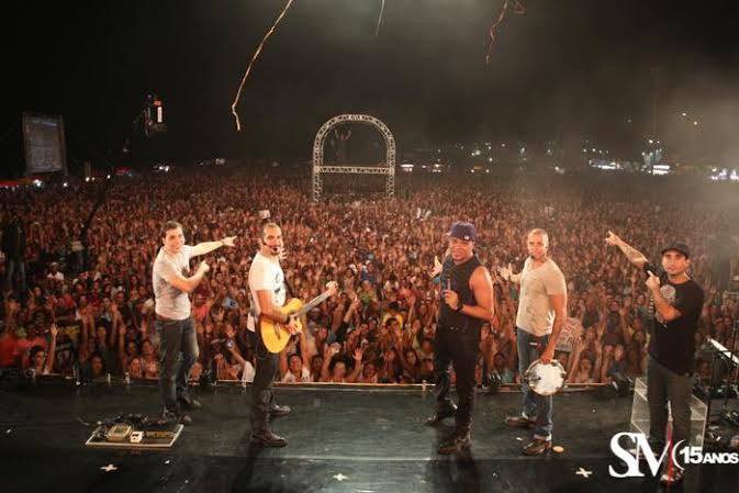 O vocalista da banda, Bruno Cardoso, usou seu instagram (@bcbrunocardoso) e agradeceu aos fãs (Foto: Divulgação)